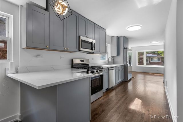 9023 S Dobson Avenue, Chicago, IL 60619