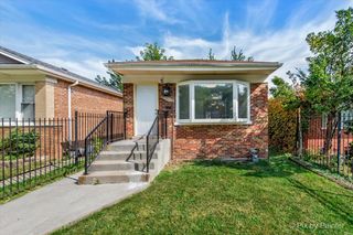 9023 S Dobson Avenue, Chicago, IL 60619