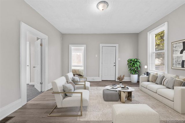 3707 Hunt Street, Detroit, MI 48207