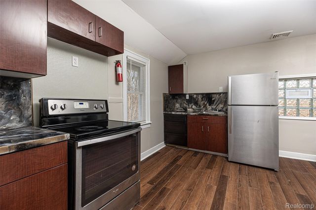 3707 Hunt Street, Detroit, MI 48207