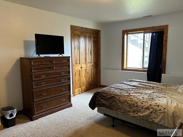 409 Lombard Street, Salmon, ID 83467