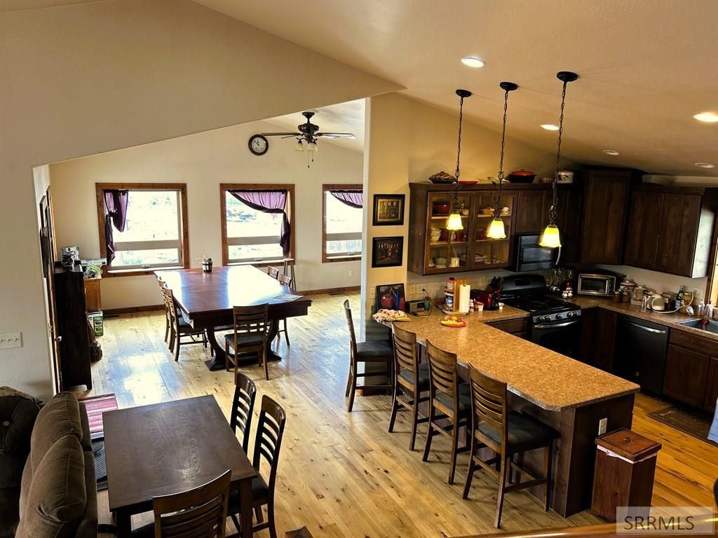 Image 9 of property listing at 409 Lombard Street, Salmon, ID 83467