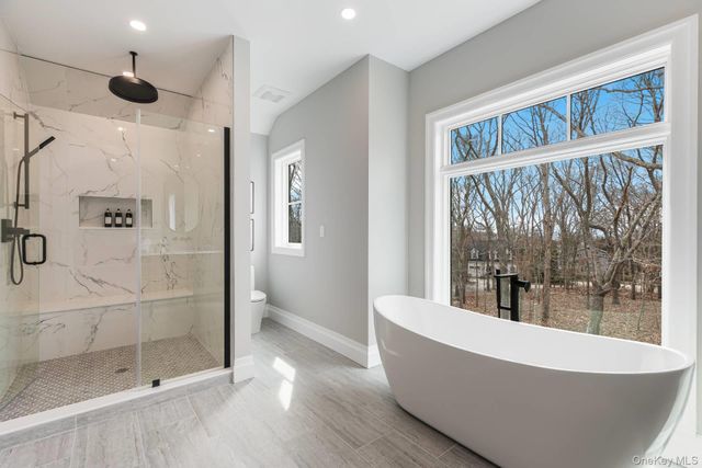 1355 Little Peconic Bay Road, Cutchogue, NY 11935