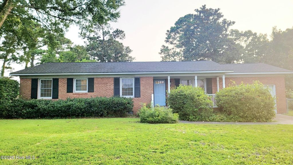 409 Sierra Drive, Wilmington, NC 28409