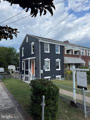 408 PEABODY ST NE, Washington, DC 20011