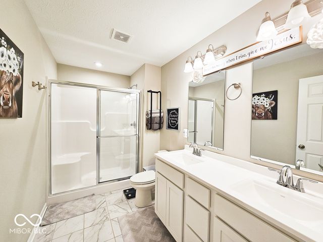 7141 Lillian Place, Cumberland, IN 46229