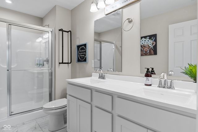 7141 Lillian Place, Cumberland, IN 46229