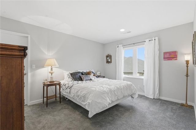 4502 NW 70th Terrace, Kansas City, MO 64151