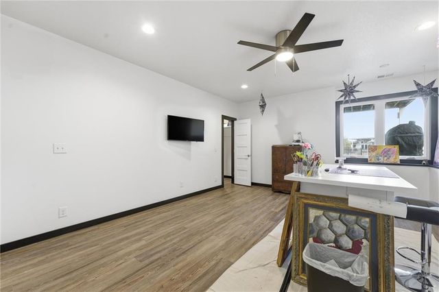 4502 NW 70th Terrace, Kansas City, MO 64151