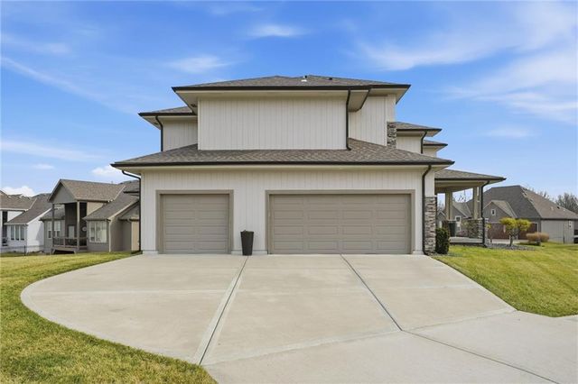 4502 NW 70th Terrace, Kansas City, MO 64151