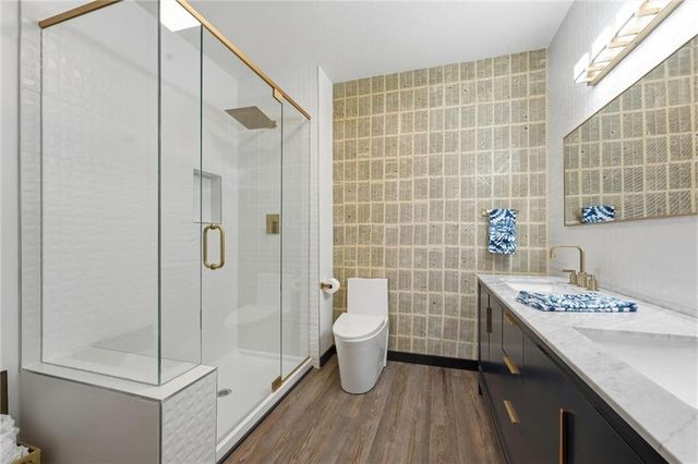 4502 NW 70th Terrace, Kansas City, MO 64151