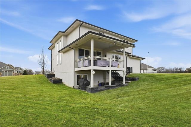 4502 NW 70th Terrace, Kansas City, MO 64151