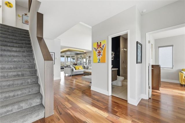 4502 NW 70th Terrace, Kansas City, MO 64151