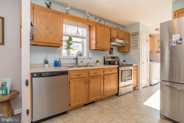 3820 NAPLES ST, Levittown, PA 19056