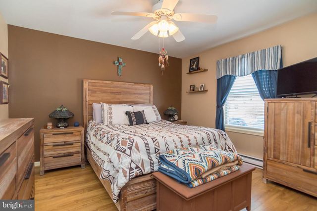 3820 NAPLES ST, Levittown, PA 19056