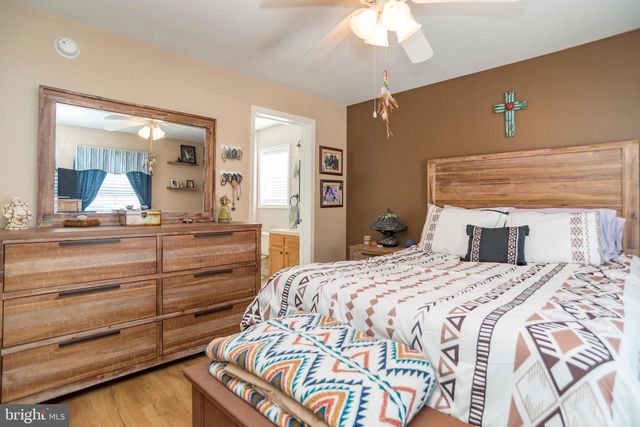 3820 NAPLES ST, Levittown, PA 19056