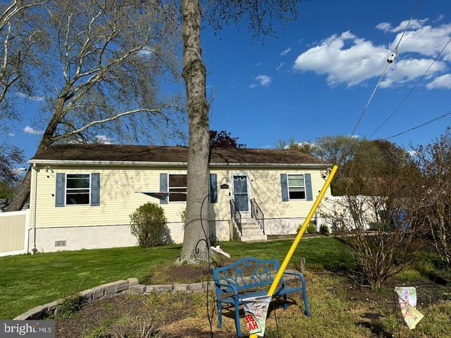 3820 NAPLES ST, Levittown, PA 19056