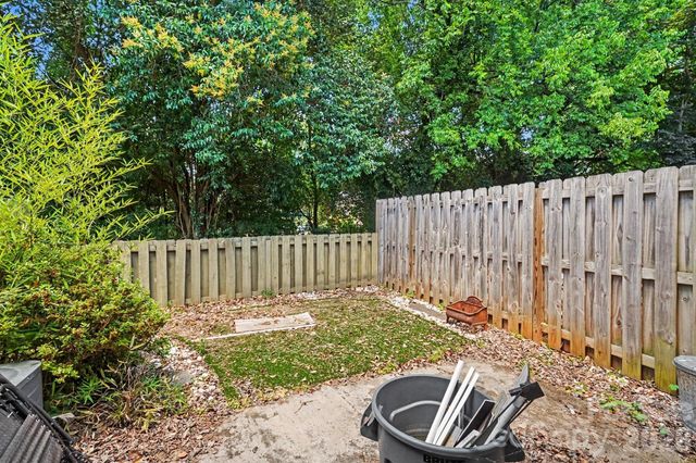 4605 Hedgemore Drive H, Charlotte, NC 28209