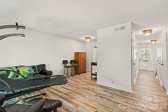 4605 Hedgemore Drive H, Charlotte, NC 28209