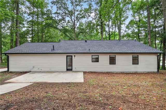 160 Running Bear Trail Trail, Fayetteville, GA 30214