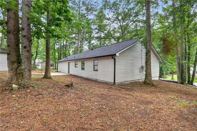 160 Running Bear Trail Trail, Fayetteville, GA 30214