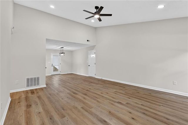 160 Running Bear Trail Trail, Fayetteville, GA 30214