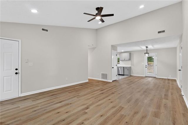 160 Running Bear Trail Trail, Fayetteville, GA 30214