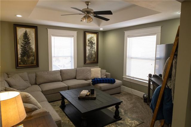 605 W 3rd Street, Pittsburg, KS 66762