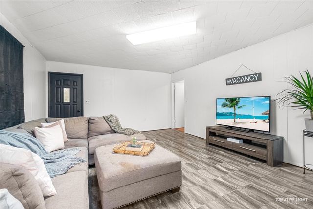 310 E Market Street, Somonauk, IL 60552