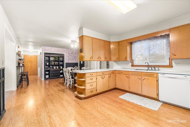 310 E Market Street, Somonauk, IL 60552