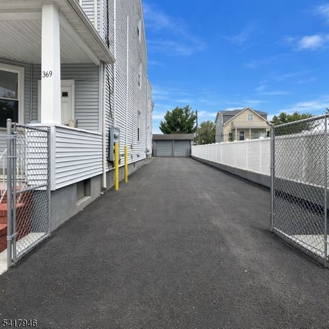 369 Totowa Ave, Paterson City, NJ 07502