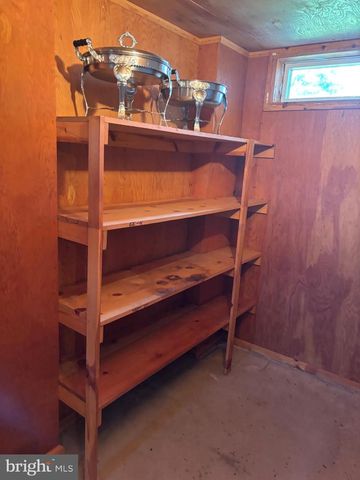 1062 MILL GAP RD, Lost City, WV 26810