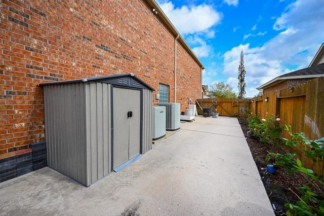 12518 Patrick Palace, Houston, TX 77089