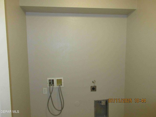 10051 RAILROAD Drive 103, El Paso, TX 79924