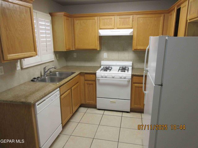10051 RAILROAD Drive 103, El Paso, TX 79924
