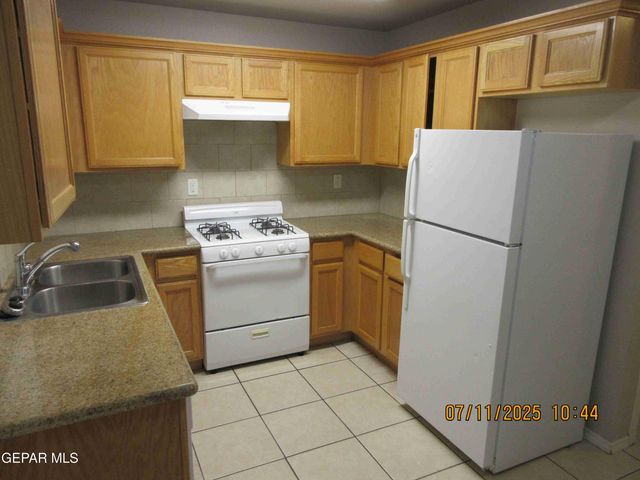 10051 RAILROAD Drive 103, El Paso, TX 79924