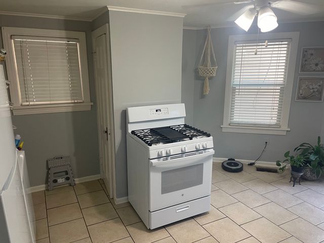 3012 MCPHERSON Avenue C, Fort Worth, TX 76109