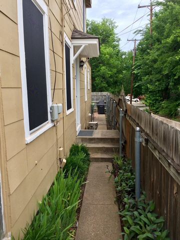 3012 MCPHERSON Avenue C, Fort Worth, TX 76109