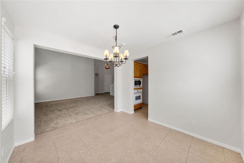 Image 11 of property listing at 1696 Tamarron, Corona, CA 92883