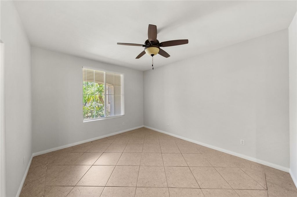 Image 12 of property listing at 1696 Tamarron, Corona, CA 92883