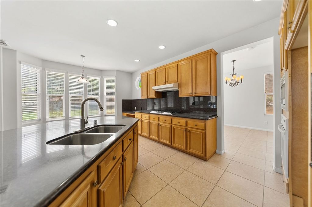 Image 23 of property listing at 1696 Tamarron, Corona, CA 92883