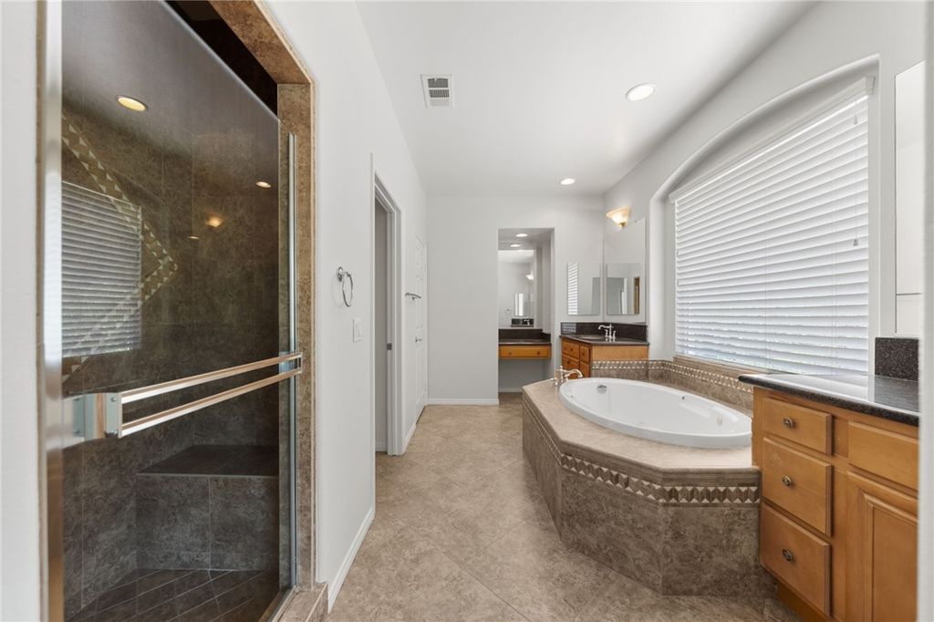 Image 47 of property listing at 1696 Tamarron, Corona, CA 92883