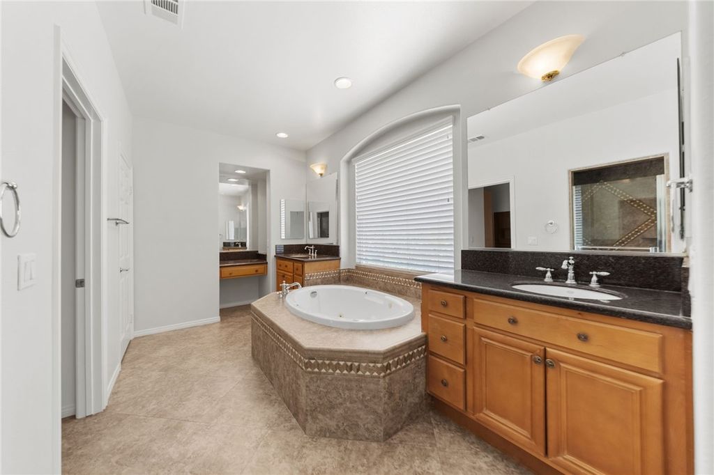 Image 48 of property listing at 1696 Tamarron, Corona, CA 92883