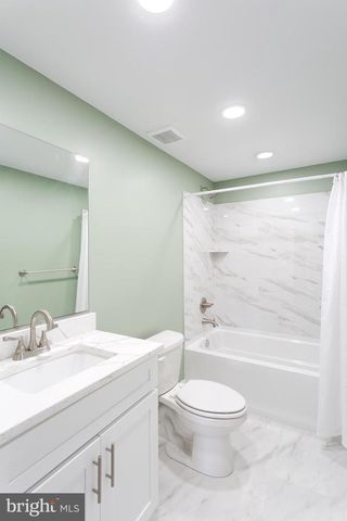 921 HOMBERG AVE, Essex, MD 21221