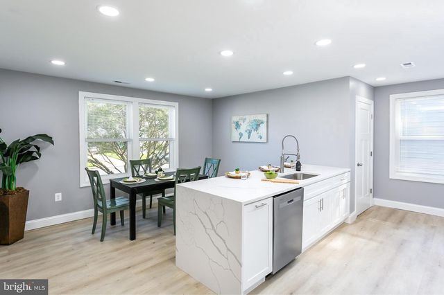 921 HOMBERG AVE, Essex, MD 21221