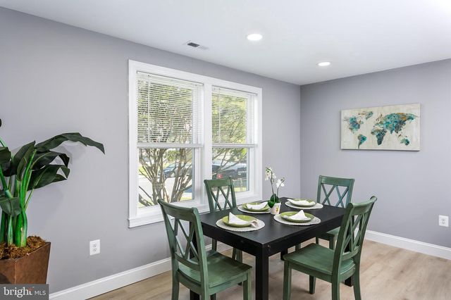 921 HOMBERG AVE, Essex, MD 21221