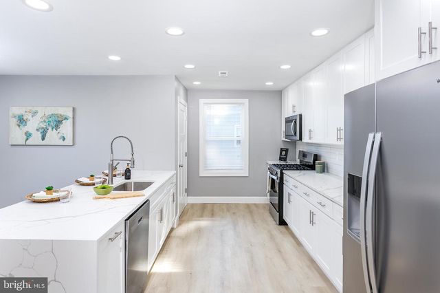 921 HOMBERG AVE, Essex, MD 21221