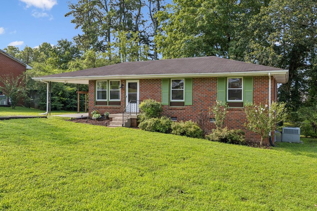104 Miller Plaza, Ashland City, TN 37015