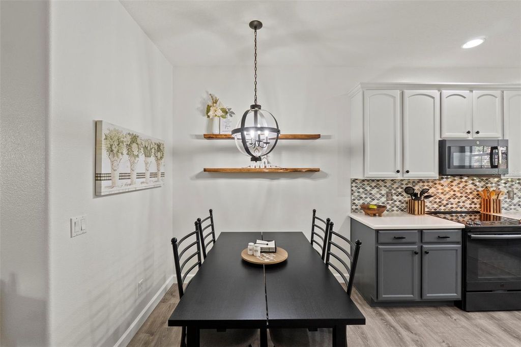 Image 13 of property listing at 333 NAUTICA MILE DRIVE, Clermont, FL 34711