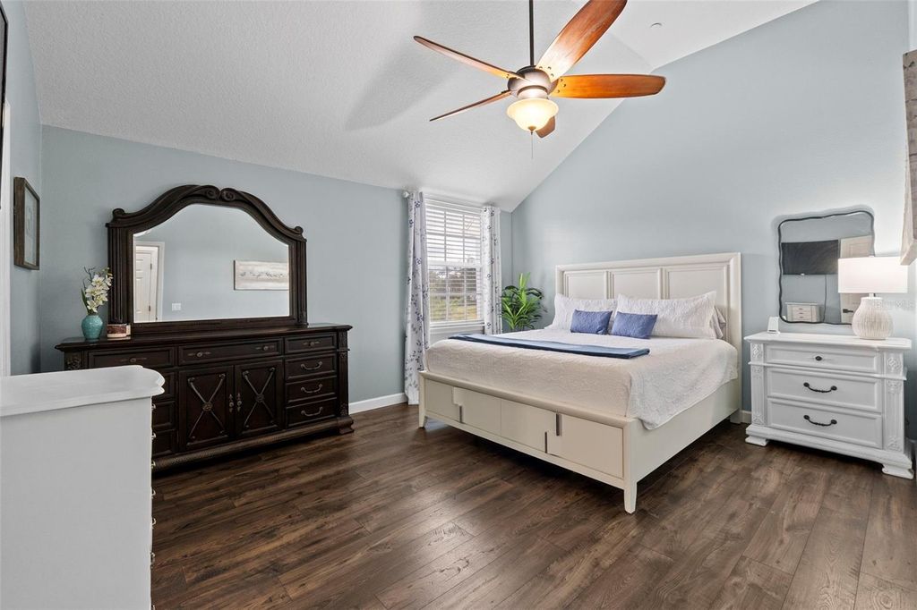 Image 19 of property listing at 333 NAUTICA MILE DRIVE, Clermont, FL 34711